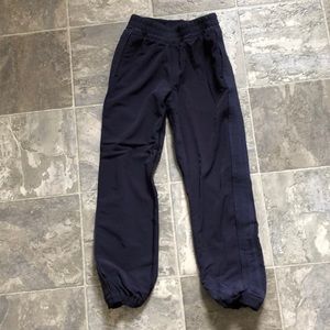 Ivivva girls navy track warm up pant - size 7